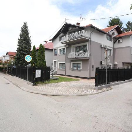Apartmani Pejton Ilidza Sarajevo Exterior foto